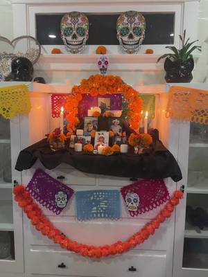 A post by @ash.val on TikTok caption: Never forgetten…❤️‍🩹 #diademuertos #recuerdame 