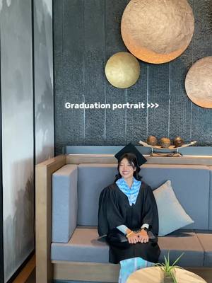 A post by @shoonshoon90s on TikTok caption: ညီမလှလှလေး 🦋#graduation #photoshoot #fypmyanmartiktok 