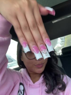 A post by @koraayyyyy on TikTok caption: Pls bffr. #ducknails #ducknailsarecute #bffr 