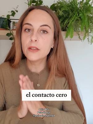 A post by @psicoimayenda on TikTok caption: 💔 El contacto cero es solo el primer paso, pero para no volver atrás, necesitas herramientas y una red de apoyo que te sostenga en los momentos difíciles.  En Hartita, encontrarás ambas cosas: ejercicios prácticos, apoyo constante y una comunidad que entiende por lo que estás pasando. 💪 Hasta diciembre, únete por 8€ al mes (después para las personas nuevas, pasará a 12€). ¡No estás sola, en Hartita estamos para ayudarte a seguir adelante! Cuídate mucho 🤍 Entra aquí: patreon.com/Hartitade #ruptura #contactocero #casialgo #hartitade #psicología 