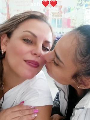 A post by @dianapaugarcia on TikTok caption: #cuarentonamexicana 