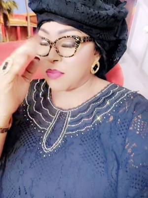 A post by @mamylinguerediop5 on TikTok caption: M3D CHIC BY MAMY LINGUERE WOTEL 77 369 15 15 OU 77 899 68 49 NGOR ALMADIES #viraltiktok #senegalaise_tik_tok #fypシ゚viral #VIRALVIDEO 