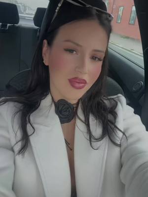 A post by @ferenczrenata285 on TikTok caption: 👀#fy #fyp #foryou #germany #romaniangirl🇹🇩 #girlpower #viral_video 