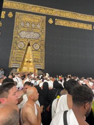 A post by @revertstories on TikTok caption: May allah grant everyone watching this the opportunity to attend umrah insallah  Forgive our sins and geant us highest level in jannah insallah  #newmuslim#newmuslims#reverts#religion#revert#interfaith#newbeginnings#