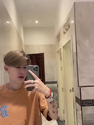 A post by @bii140599 on TikTok caption: !