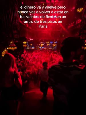 A post by @joshuaoteroo on TikTok caption: Normal por Paris #paris 