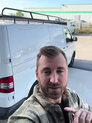 A post by @mathieuwallax on TikTok caption: Tu veux apprendre à aménager un van et à le louer ?  Abonnes-toi pour ne rien rater car je vais texpliquer comment faire tout ca dans un superbe t5 comme celui-là ! #van #vanlife  #location #pourtoi #amenagementvan 