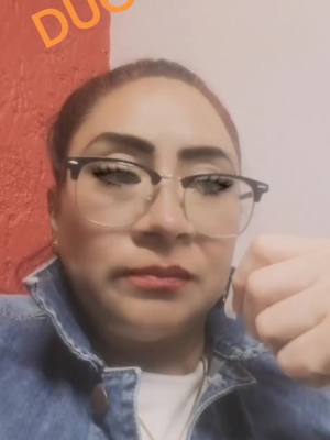 A post by @yarelirangel4 on TikTok caption: #comedia #🐬🌥️domplinfamily🌥️🐬 #enparati #viral #🐬🐬🌥️cielas🐬🌥️ 