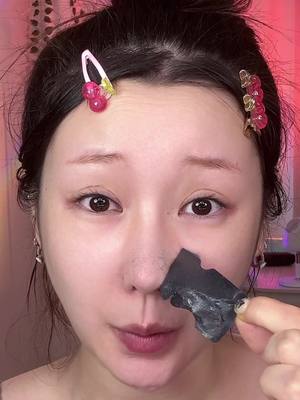 A post by @luadoll on TikTok caption: 블랙헤드 제거👃🏻 메이힐 코팩+돼지 코팩 조합  #asmr #skincare #skincareroutine 