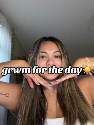 A post by @sillybillysyd on TikTok caption: happy wednesday everyone!!🫶🏻 get ready with me for the day☀️🥰🍒🪴 @byoma  @La Roche-Posay  @LaRochePosayUS  @Drunk Elephant  @Kosas  @Rare Beauty  @rhode skin  @Too Faced  #grwm #grwmroutine #grwmmakeup #grwmforschool #college #collegelife #collegestudent #architecture #architecturestudent #beauty #Lifestyle #foryou 