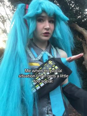 A post by @solarbubblestv on TikTok caption: No groups larger than 2 people please x /hj #cosplay #hatsunemikucosplay #vocaloid #hatsunemiku #miku #solarbubbles