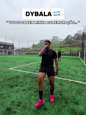 A post by @_pablett on TikTok caption: Essa todos sabem 🕺 #futebol #fut 