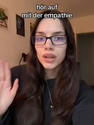 A post by @nopelara on TikTok caption: ich will nie wieder „aber sein vater hat die familie so früh verlassen 🥺“ hören, dein freund kann dich trotzdem wie ein mensch behandeln #feminismus #toxischebeziehung 