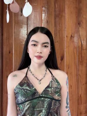A post by @_nam_chadakate on TikTok caption: ផ្កាព្រៃ🍃