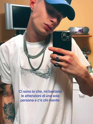 A post by @real_stefano on TikTok caption: Meglio una sola persona che essere una giostra #perte #virale #fyp #perteeee #for #neiperte #neiperteee #blue #musica 