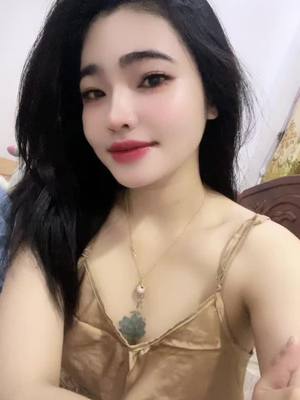 A post by @lusy1678 on TikTok caption: Chưa yêu lần nào #tiktok #single 