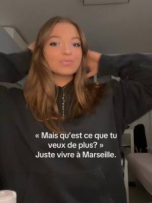 A post by @eliseelvq on TikTok caption: #marseille 