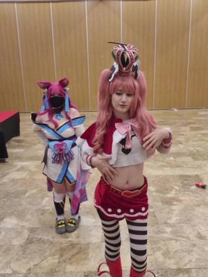 A post by @yaelcosplay on TikTok caption: last apple dance its all drafts i have too many😭 #cosplay #anime #manga #animecosplay #leagueoflegends #onepiece #perona #peronacosplay #leagueoflegendscosplay #lolcosplay #onepiececosplay 