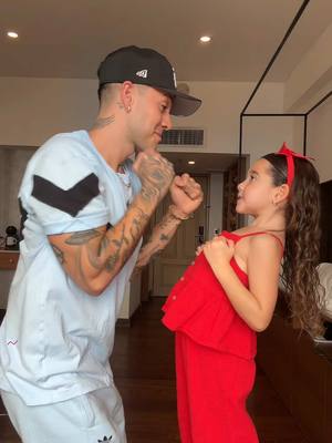A post by @jdpantoja on TikTok caption: Con mi princesa 👸🏻