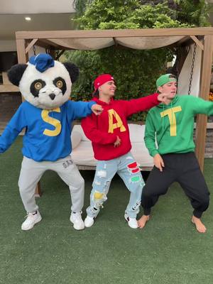 A post by @capitanyolotroll on TikTok caption: los reales prohibidos 🐿️🥵 @NANDO @PANDA 