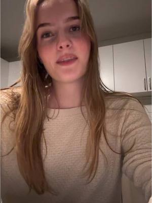 A post by @summercxrver on TikTok caption: happy world diabetes day to all my diabetics 💙 im sharing my diagnosis story and the symptoms some t1ds can experience. ive had diabetes for the majority of my life. i dont remember what it is like to go a day without making life dependent decisions, having to poke and prod myself, or feeling like complete crap if something goes wrong. and its very easy for something to go wrong, there are 42 factors that affect bloodsugar. although ts sucks, im extremely grateful for the amazing people with diabetes that i have met that share similar experinces. cheers to all diabetics and to the people that take the time to learn how to save us if we are unable to do myself🥂💙.  #worlddiabetesday #screenfortype1 #type1diabetes #t1d 