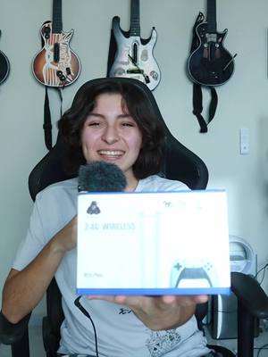 A post by @maylublogs on TikTok caption: Compre una Playstation 5 de Temu y esto fue lo que paso… #humor #comedia #fyp #playstation5 #temu 