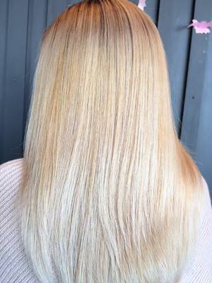 A post by @amazinglia on TikTok caption: Knockout transformation ‼️‼️‼️ Custom blonding package— ONE DAY SESSION 🤩🤩🤩  Dont sleep on it, come see me 😮‍💨😉 #hair #chicago #hairstylist #fyp #blonde #brunettetoblonde 