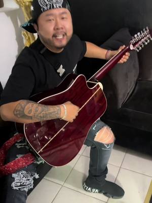 A post by @chino_luense1 on TikTok caption: Mi sueño siempre ah sido ser cantante 🤣 uno-tle jajaj #sueno #cantante 