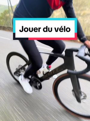 A post by @leo.bartoletti_ on TikTok caption: Ça apprécie jouer du vélo ici ? #jouerduvelo #jouer #vélo #cyclisme #cycliste 