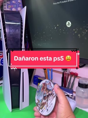 A post by @neogame.pe on TikTok caption: #serviciotecnico #reparacion #videojuegos #viraltiktok #gamers #consolas #gamingvideos #ps5 