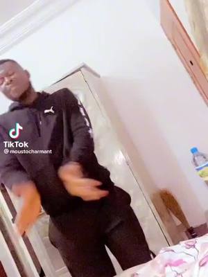 A post by @moustocharmant on TikTok caption: @Mousto Camara 🇬🇳❤️ @Mr Diakhite @Soul Bang’s #moustocamara