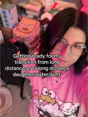 A post by @strawbrrybean on TikTok caption: I’m so excited 🥺 #longdistancerelationship #ldr #ldrcouple #ldrstory 