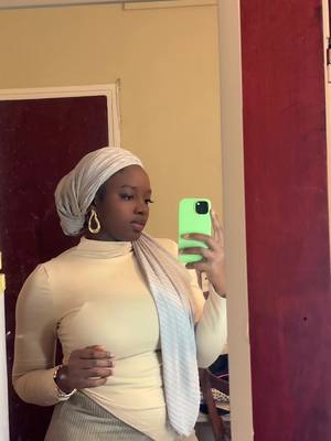 A post by @fatoumatacouliba730 on TikTok caption: #alhamdulillah❤️ #joiedevivre❤️💖❤️ #femmespasskiniefemmebenie @Aw@~ F@shion 🛍 #