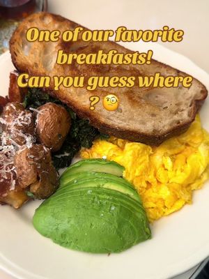 A post by @2truefoodies on TikTok caption: One of our favorite breakfast combinations to share!  #lafood #breakfast #brunch #labrunch #foodies 