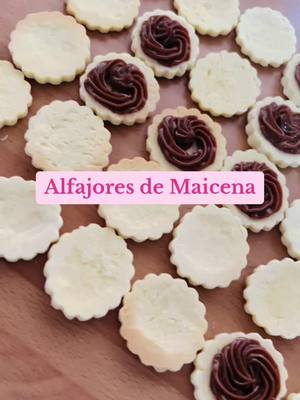 A post by @labuenaborracha on TikTok caption: #alfajoresdemaizena #alfajores #pasoapaso #reposteria #postres #madrid #españa #personalizados #dulcedeleche #manjar #manjarblanco #alfajorcitos #paratiiiiiiiiiiiiiiiiiiiiiiiiiiiiiii #xyb 