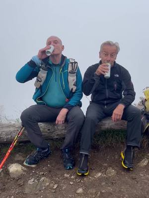 A post by @giovannistortiuff on TikTok caption: Di NaturalBoom a qualcuno ne servirebbero ettolitri e ettolitri 😂 @NaturalBoom The 1’ MentalDrink  #giovannistorti #giova #natura #giovalovesnature #storti #adv #NaturalBoom #MentalDrink