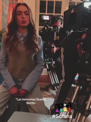 A post by @tatsdelreal on TikTok caption: A M O R . #lashermanasguerra #sofana #netflix 