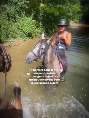 A post by @escale_and_candice on TikTok caption: Ma sauveuse ❤️ @lili.chcn2111  #duo #pourtoi #foryou #equitation #amitié #viral #rencontre