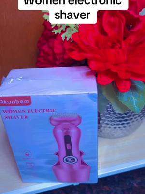 A post by @sifen202 on TikTok caption: Ladies, you need this electric shaver—it's the best I've ever owned! Order now by clicking the yellow cart under this video.#ladies #women #girls #ethiopian_tik_tok🇪🇹🇪🇹🇪🇹🇪🇹 #oromotiktok 