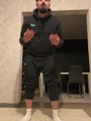 A post by @alinbot0 on TikTok caption: @JOÉ DWET FILÉ #foryou #fyp #tiktokromania #viral #regeleautfiturilor #fy #follow 