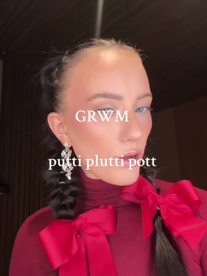 A post by @livaingebrigtsen on TikTok caption: Vi skal se Putti Plutti Pott🎅🏼 #grwm #getreadywithme #DailyRoutine #viral 