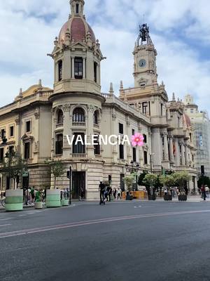 A post by @italytravel_bydalila on TikTok caption: VALENCIA🌸  #valencia #spagna🇪🇸 #visitvalencia @Dalila Angelo 