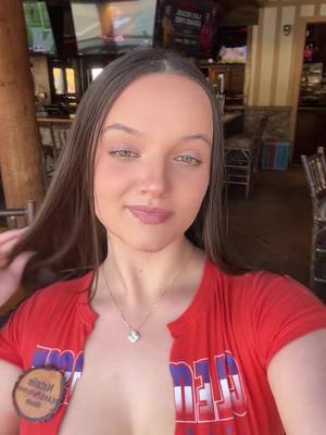 A post by @natthatruth on TikTok caption: muah #fyp 