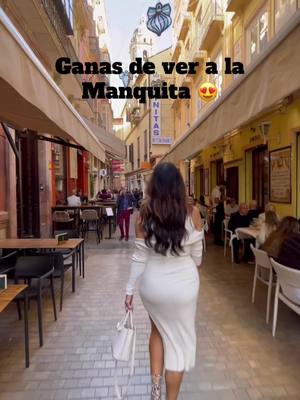 A post by @looking4pepa on TikTok caption: Siempre que volvemos tengo que verla 🥰 #manquita #malaga 