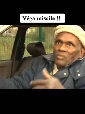 A post by @loeildumondee on TikTok caption: Véga missile !! 😂😂 #vegamissile #tiktokinfo #franceinfo 