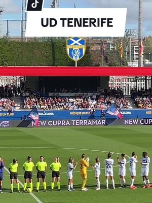 A post by @_martagimenez on TikTok caption: 🔝 #futfem #futbolfemenino #udtenerife #viral #deportesentiktok 