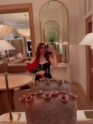 A post by @getyafshar0 on TikTok caption: #getyafshar🦋 #foryou #viral #typ 