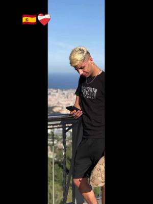 A post by @djamel_lali on TikTok caption: #barcelona🇪🇦españa #haraga_oropa_official #france🇫🇷 #algerie🇩🇿 #relizane_48_🇩🇿®_😘😍😘😍🇩🇿 