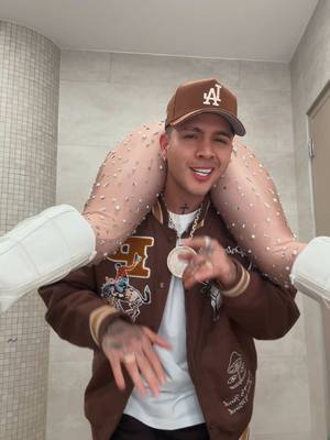 A post by @jdpantoja on TikTok caption: El mejor trend jaja 