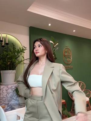 A post by @ninilineainofficial on TikTok caption: popop parpar 💚#NiNiLinEain #fypシ゚viral 